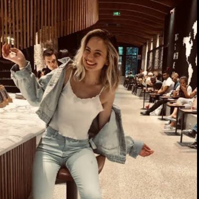 JsjajSejsj's profile picture. 