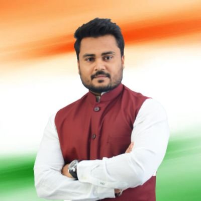 𝐘𝐨𝐮𝐭𝐡 𝐏𝐫𝐞𝐬𝐢𝐝𝐞𝐧𝐭, Sarv Smaj Sena, Gujarat, 
𝐒𝐩𝐨𝐤𝐞𝐬𝐩𝐞𝐫𝐬𝐨𝐧, Vadodara, INC Gujarat.
     Political Activist | Engineer | Athlete