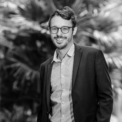 Community Manager 🚀👨🏻💻 Assurez-vous une présence efficace et cohérente sur les réseaux sociaux 🙌🏻