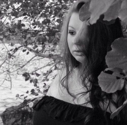 natalielindgren's profile picture. 19 years old girl. Working with games. Haning out with friends on my spare time, and love baking!  
- Let's conquer the world..