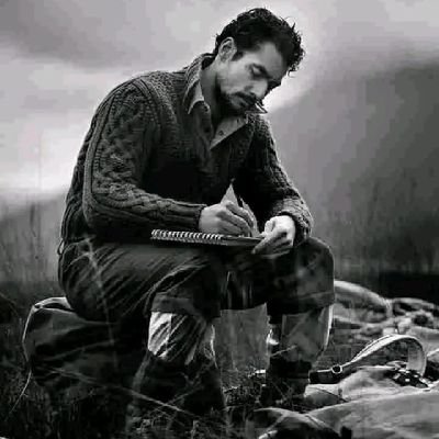 Advaibhavdixit1's profile picture. फ़क़त जेब ही भारी होती है दौलत के आने से 
खून का जो हल्का है वो हल्का ही रहेगा.....