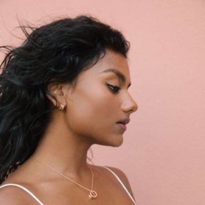 hi I’m OBSESSED with Simone Ashley that is quite literally it| 18🫶🏽|
