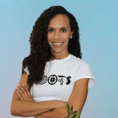 Founder @chiburconnect Learning and tweeting about my life as a woc, bootstrapped founder. DM reply fastest on @joinentre app. 💗