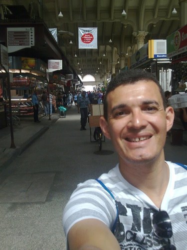 Psicólogo, pesquisador do fenômeno do suicídio infantil e adulto. Amigo,ouvinte, companheiro e futuro psicanalista.