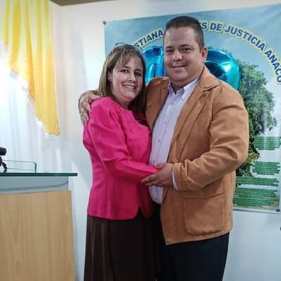 Siervo de JESUCRISTO en la Iglesia Cristiana Arboles de Justicia, creyente del poder de la Sangre de CRISTO, casado, padre de Angel y Sara y abuelo de Estefany