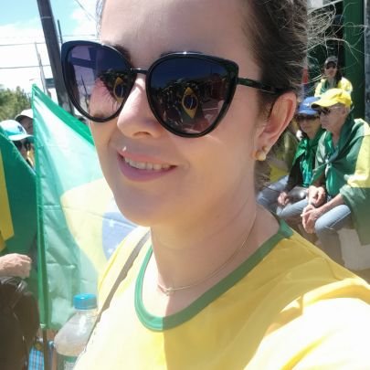 lidiane2710's profile picture. 