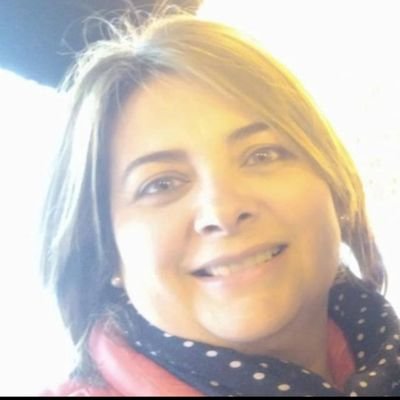 Anagc19711's profile picture. Extremeña por encima de todo. Amante de los libros.