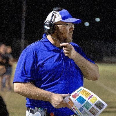 Graphic Design/Yearbook Instructor/Head Boys Volleyball Coach @ Combs H.S. Varsity QB Coach @ Mesquite H.S. Father of 3 Amazing Daughters #girldad