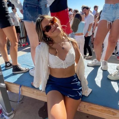 justlaurenxo's profile picture. hey whatsup hello