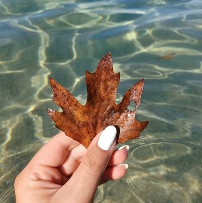 ioannaki28's profile picture. 