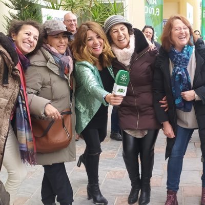 Periodista. Reportera en Córdoba de Andalucía Directo @adirecto Alma mitad cordobesa, mitad valenciana. Mi padre, pastor en Los Pedroches. Mi Guía