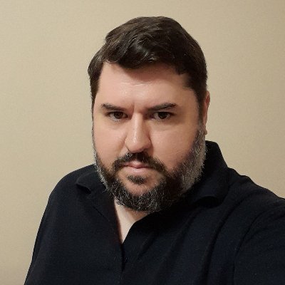 Guionista, realizador, docente.