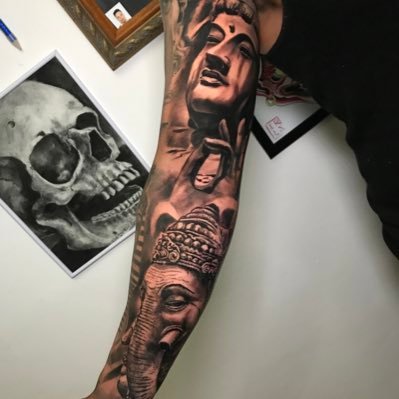 Tatuador Profesional y amante del Arte