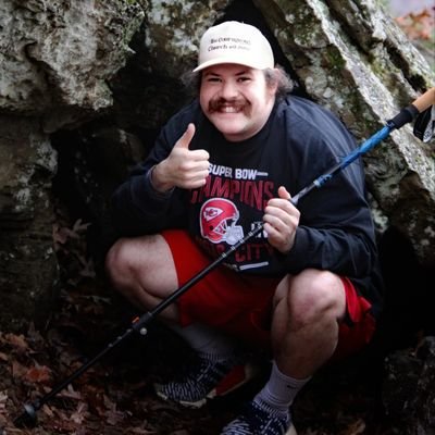 Jesus Christ is King
amarture hiker and kayaker
luv sports