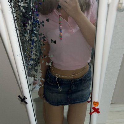 21歳/163センチ/アイドルの卵/Dカップ💕
仕事柄出会いがないのではじめちゃいました💙
フォロバでおむかえいきます✨