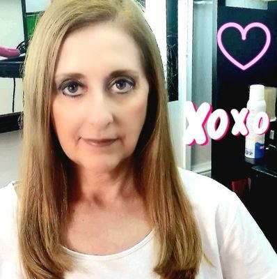 Solo para amantes de la música de Luismi. #pasiónpormicki #amarteesunplacer
NO📵DM‼️
Acuario ♒️
Melómana 🎶🎶
Odio las injusticias.