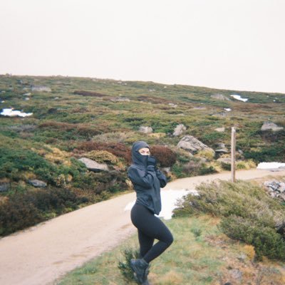 itsaba's profile picture. 