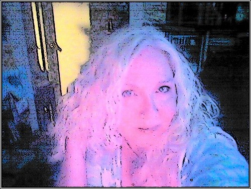 Writing blend of paranormal romance and urban fantasy. Author of Bespoken: Book 1 in the Nightangel and Daydreamer series. Read. Write. Laugh. Drink coffee.