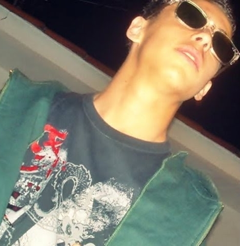 -  Make Yourself ! ,       I LIVE MY LIFE ;D