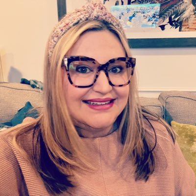 fabulousmrsla's profile picture. Event & Interior Designer, College Admissions, Wife, Dog Mom, Singer, Lover of Color/Pattern, Sports Fanatic, & Southern Hawaiian. #mahaloyall