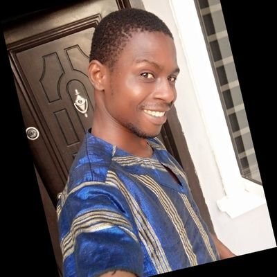 ToluwaleyiD's profile picture. Good nice and I am fashion designer and 🥁 may God help