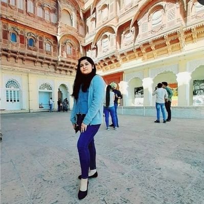 follow me 😍😍
Computer Teacher 😎😎
26 Jan 1998👻
Backup Id :- @neha___kunwar