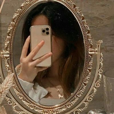 safaafarissi1's profile picture. 