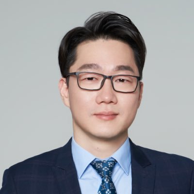 rain0105zll's profile picture. He is a lazy bone, and there is nothing to be introduced.