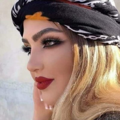 ليس كل من ابتسم في وجهك يحبك حتى اللصوص يبتسمون لك من اجل ان يسرقوك