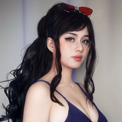 👘Cosplayer | 👑 Beauty Queen
🤝Collab - Dm / Email

Follow my official links⬇️