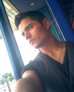 Maximo_2012_22's profile picture. 