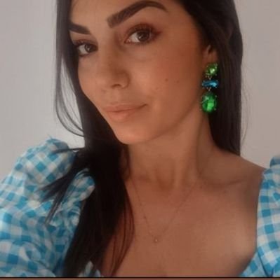 Deliamolinap's profile picture. Profe de Primaria en Colegio Heidelberg
❤️💙💛