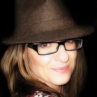 Lori Berntsen (@makeover_diva) 's Twitter Profile