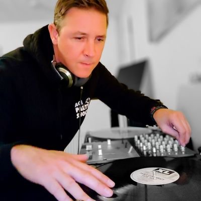 UrbanKode's profile picture. Old Skool DJ - Artist and Father of 2 ❤️
#onelove