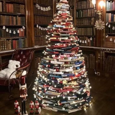 Ana96034195's profile picture. Me encantan los libros de fantasía, porque es mi única forma de escapar de la realidad.✨✨ https://t.co/jlloj2kAcd