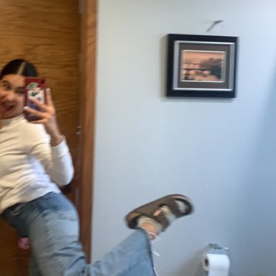 sígueme si crees que te quiero lo suficiente para aceptarte ☺️