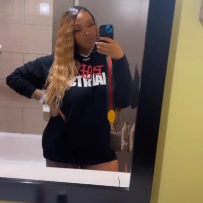 IG: X_yevette TC’22 🎓