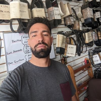 Coestrella de mi vida. לויתן Tu muchacho esquizoide de confianza.λ-male. No sé lo que escribo.
