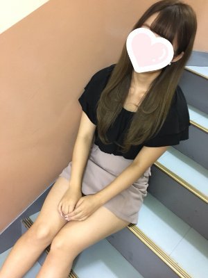 裏垢女子と繋がりたい。やりまんびっちだよ？♡なにか文句ある人ー？？ｗ地方の大学2年生❤