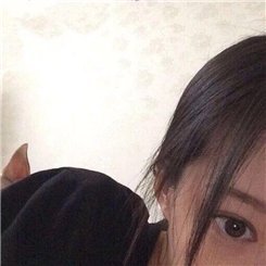 20代/154cm/ケーキ屋/Bカップ💕
気持ちいぃこと大好き💝
フォロバでおむかえいきます✨