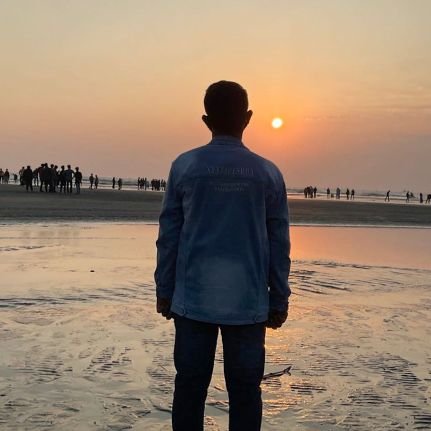 mrtinmoy_'s profile picture. 