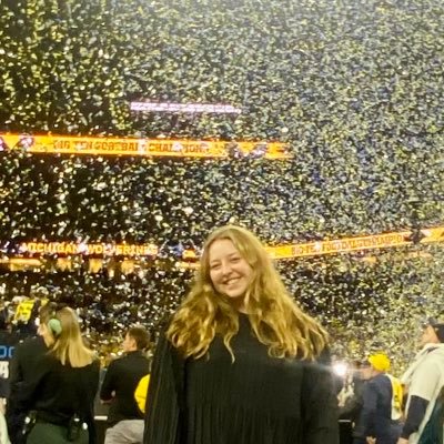 👩🏼💻social media manager📍chicago, il 👩🏼🎓northwestern alum 👐🏼wisconsin alum 🥞brunch enthusiast
