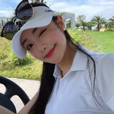 AmyAmy132's profile picture. 