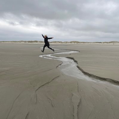 Jeanine de Boer /ARTeria/Projectleider Kunstuitleen Kunstpunt 050/ Eilandmeisje/      ❤️ Schiermonnikoog