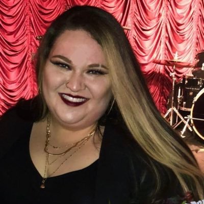 Writer/Producer, former govt staffer. Tejana in Alaska. @MatteSkyy’s wife. Tamales, community, drag, TV/Film. @ArciniegaStreet showrunner. 🏳️🌈