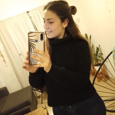 julianaamussi's profile picture. 25 // ♎