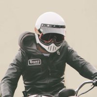 Ario(@BronzeMoto) 's Twitter Profile Photo