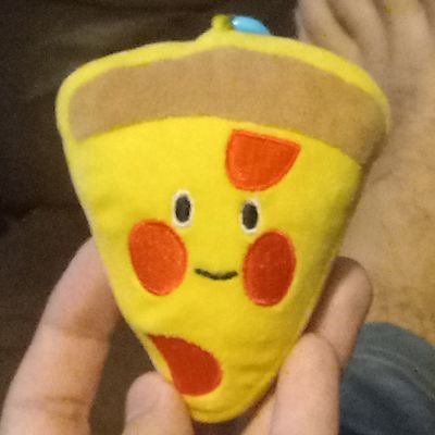 FakeCornBread's profile picture. l