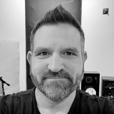 Audio engineer and musician. Passionate about AVL! Husband, father of four and 3 dogs. RSM L-Acoustics