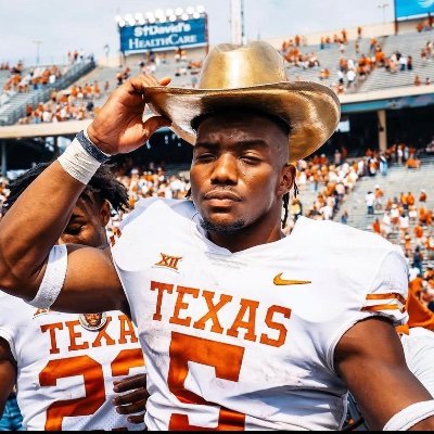 SomeThingsTexas's profile picture. UT grad
I only tweet about Texas football
I delete half of what I tweet
Find me in the replies talking trash